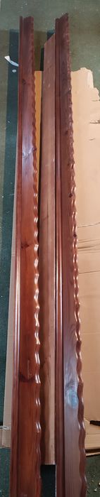 Karnisz drewniany ręcznie robiony pozostały 2 sztuki