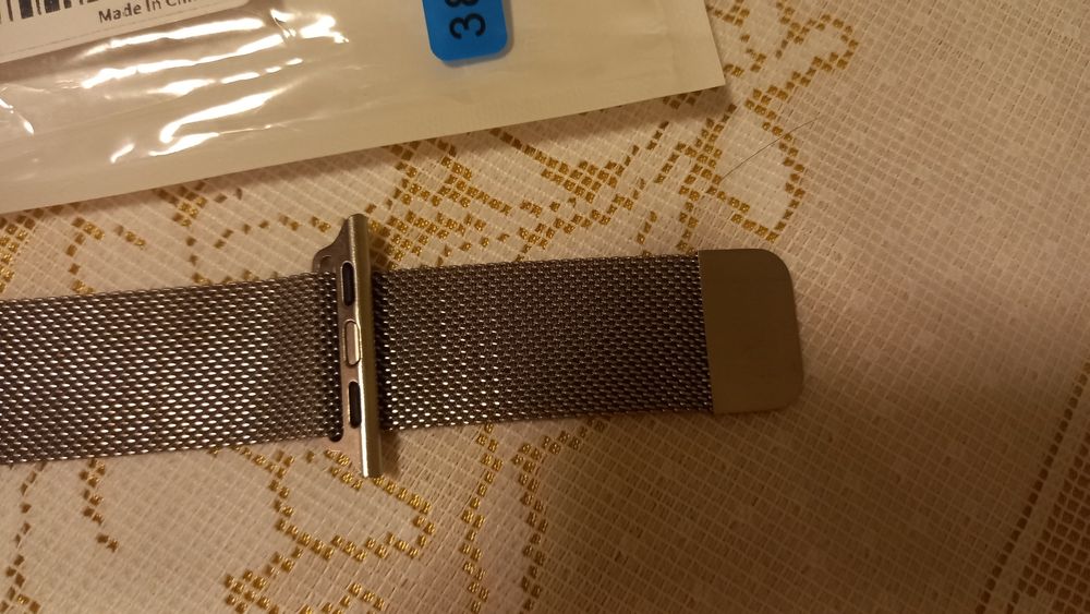 Duas pulseiras para relogio ( novas, nunca usadas)