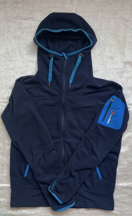 Флісова кофта від бренду berghaus на замку