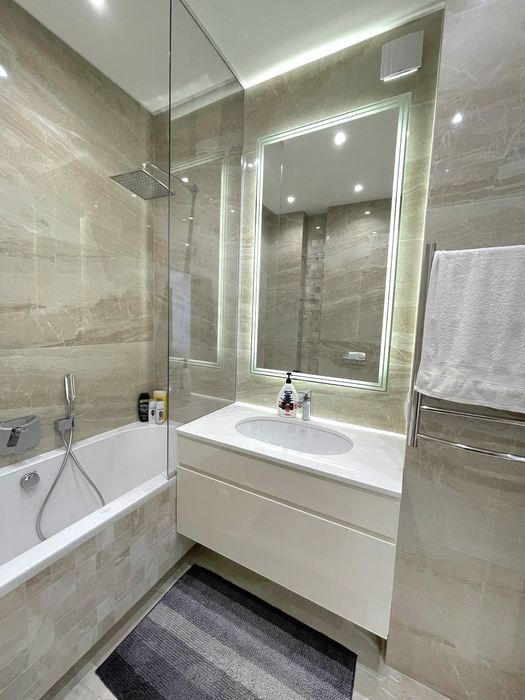 Апартаменты, 22 эт  Вид на Днепр. Панорамные окна в пол. Смарт плаза