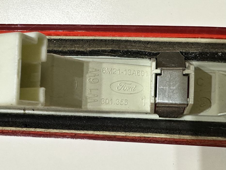 Luz 3° Stop Ford S-Max WA6 de 2006 a 2014