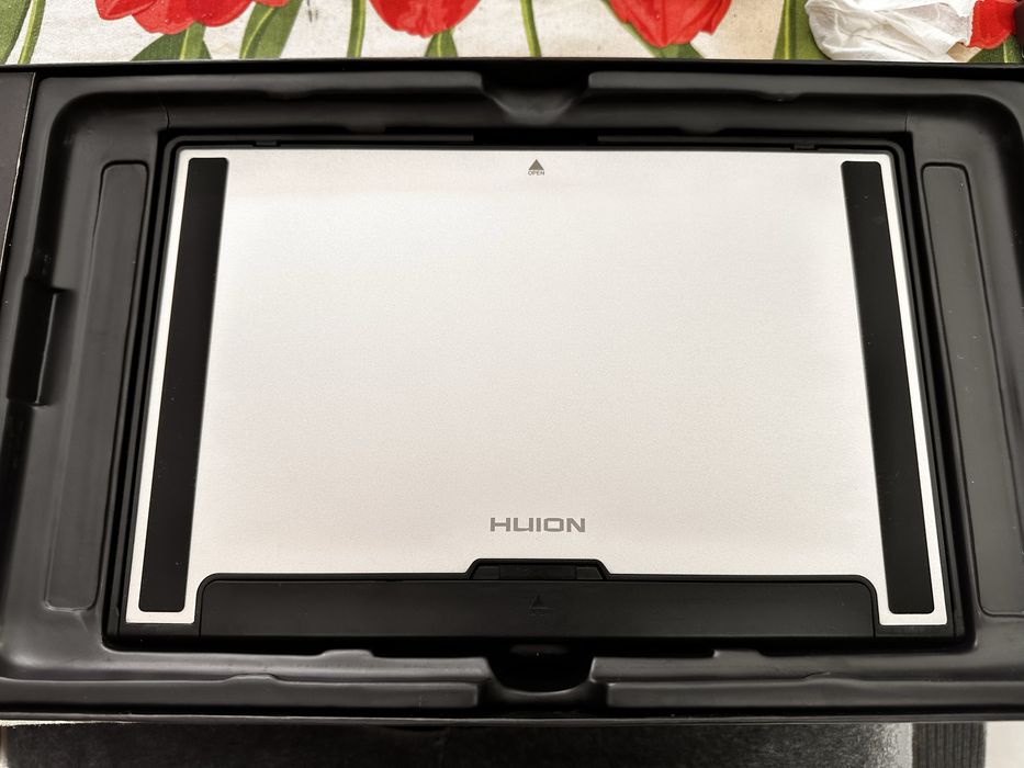 Tablet graficzny Huion KAMVAS Pro 12 stan idealny 100% komplet