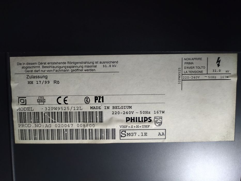 Televisão Philips 32" com móvel oferta filmes