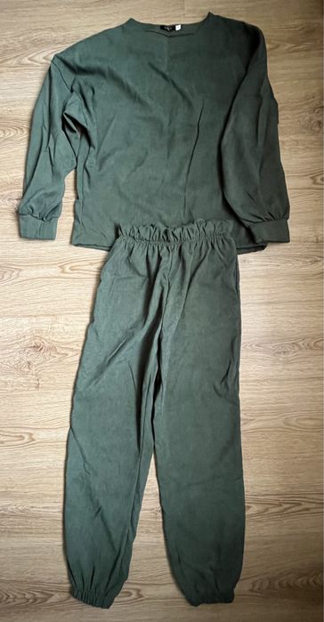 Костюм, спортивний костюм