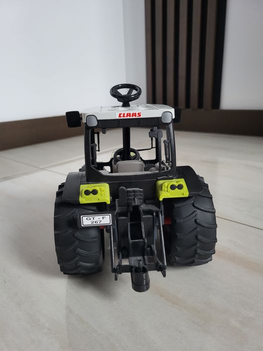 Bruder traktor Claas