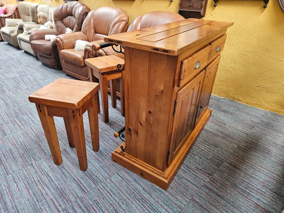 Bar em madeira maciça - Bom estado geral