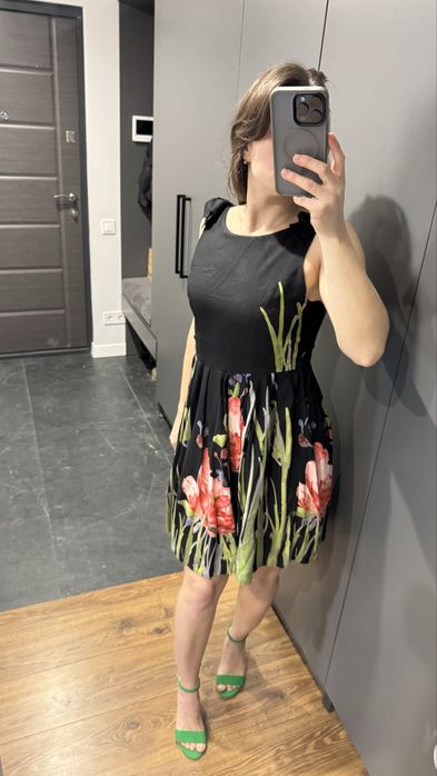 Жіноча сукня  Zara