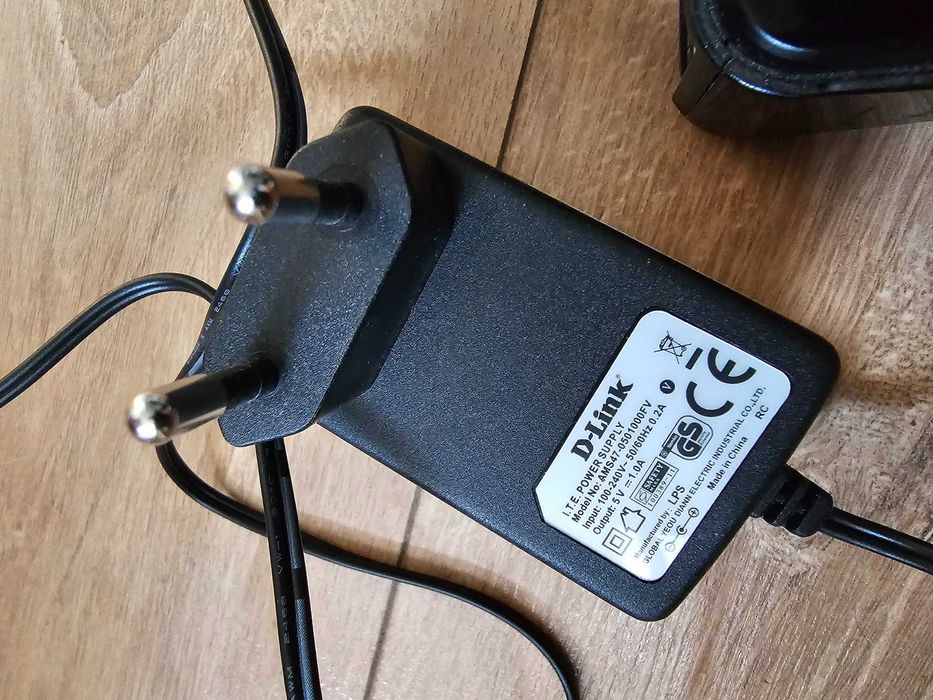 Router D-Link DIR-615