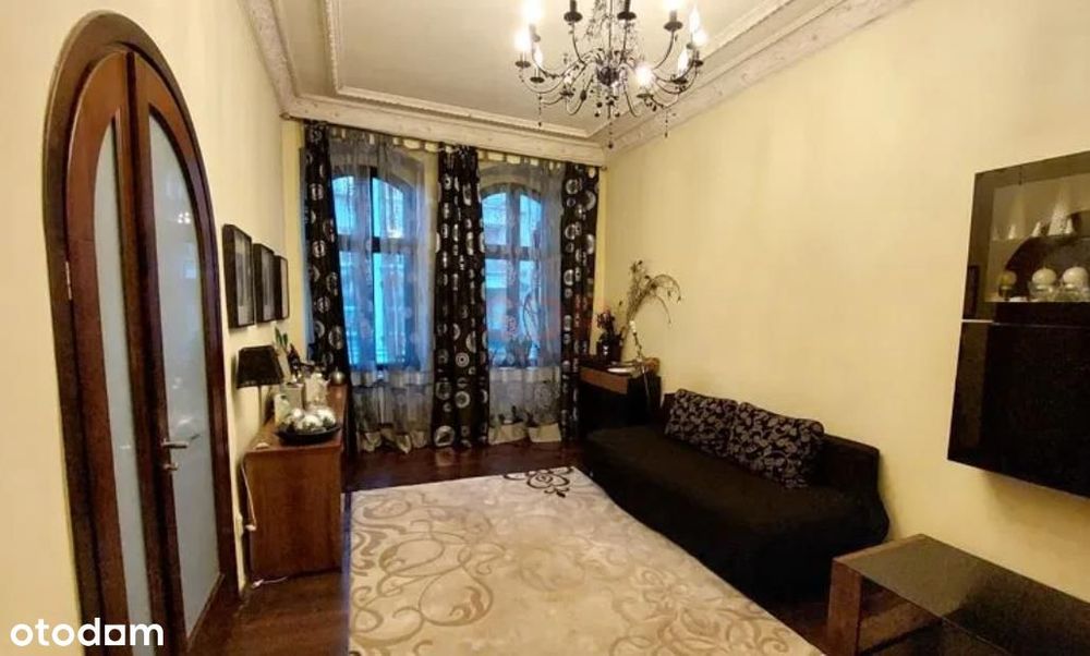 Kamienica | 120 m2| 4 pokoje | 1. piętro | balkon |