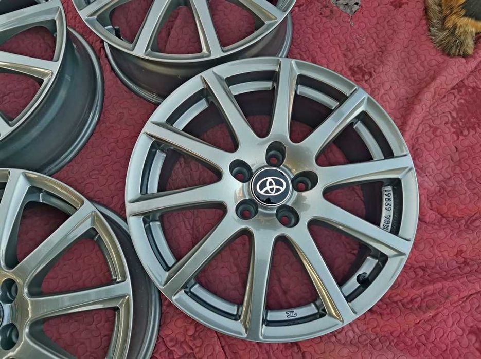 ALUFELGI 17' TOYOTA Corolla AURIS Avensis - ET47 - 5x114,3 - igła