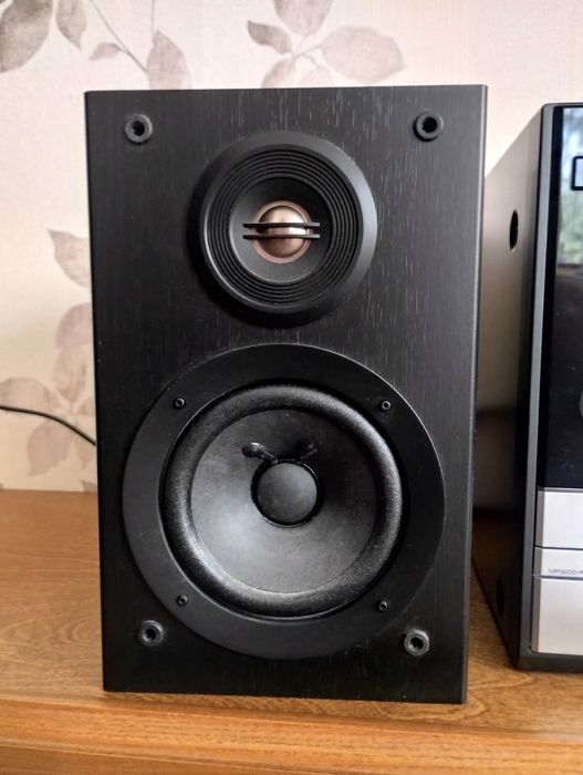 Музыкальный центр LG