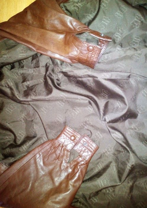 Casaco de pele e de pēssego