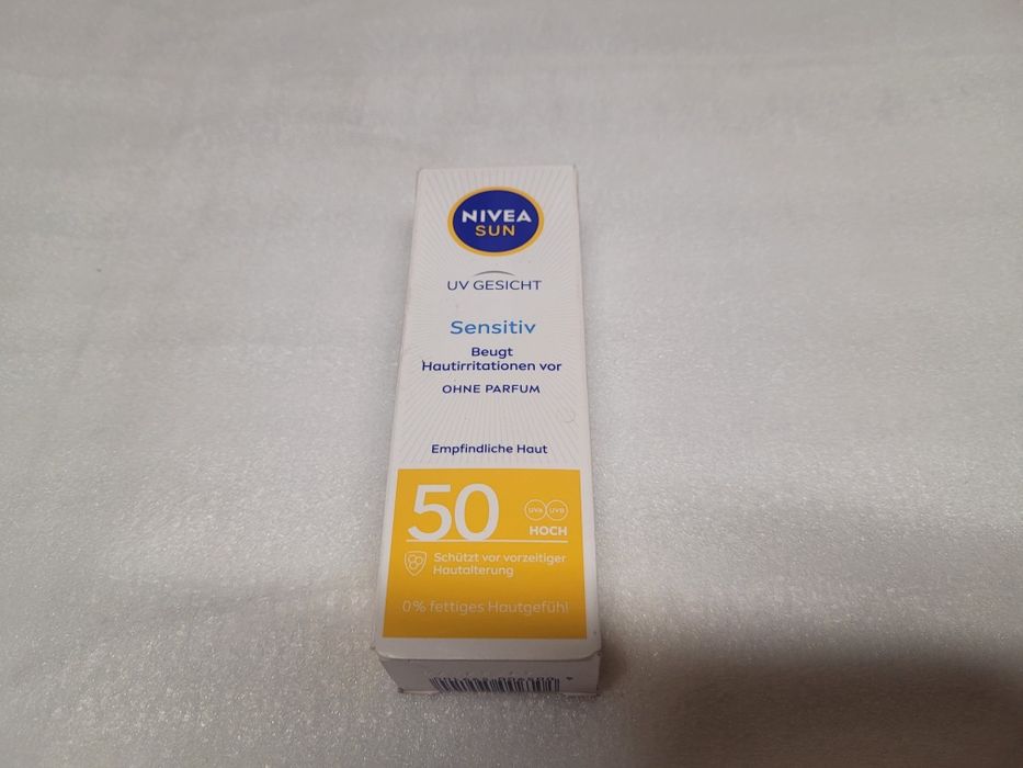 Nivea Sun sensitiv 50  Krem do twarzy przeciw słoneczny