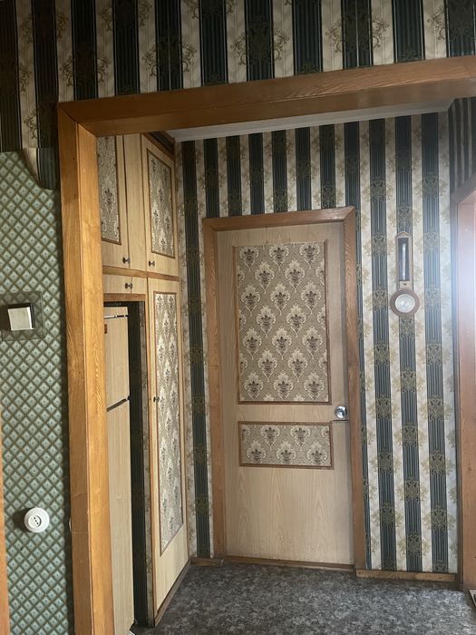 Продаю трикімнатну квартиру