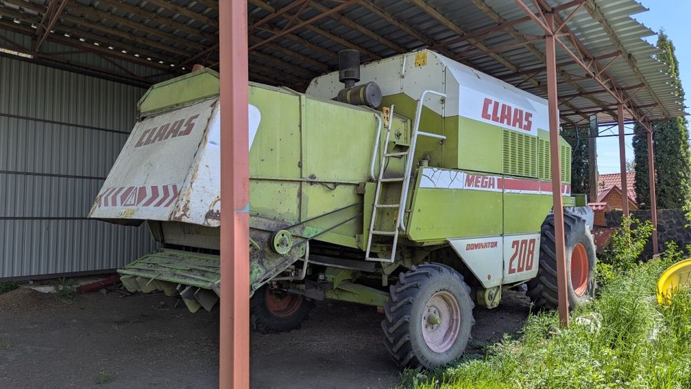 Комбайн  claas  mega 208 dominatоr
