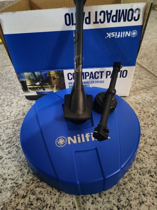 Nilfisk Compact Patio Cleaner