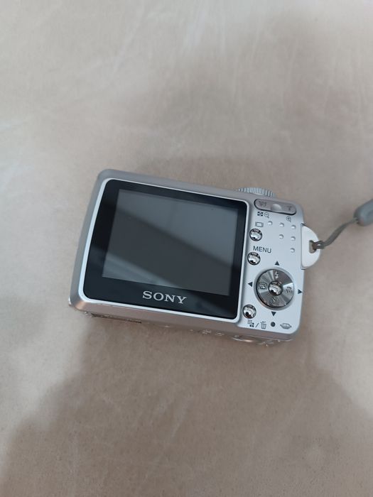Aparat Sony Cyber-shot DSC-S500