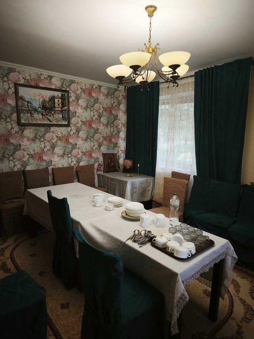 Продаж просторого будинку 164 м² на 18,6 сотках у Луці-Мелешківській