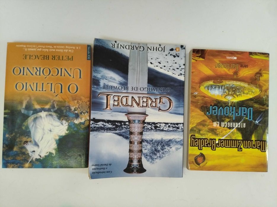 Livros: Os reinos do norte, A guerra dos tronos,etc