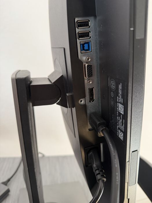 Monitor Dell P2018H