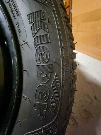 Sprzedam opony z felgami do samochodu Ford