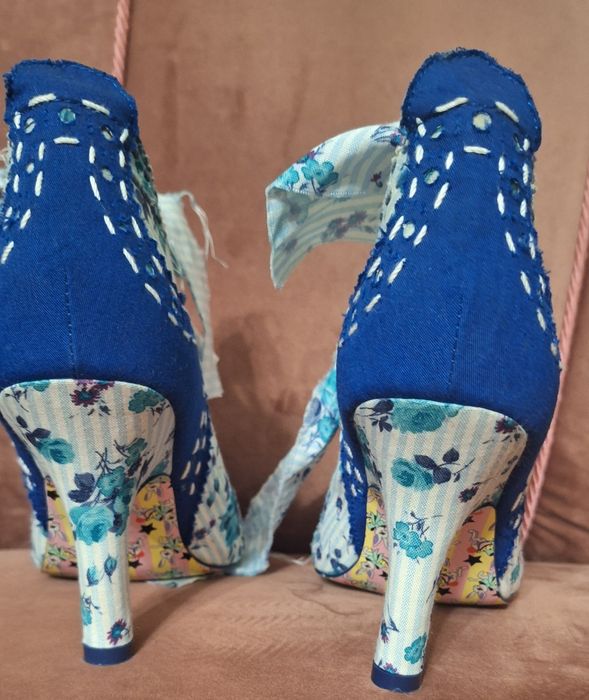 Pantofelki Irregular choice