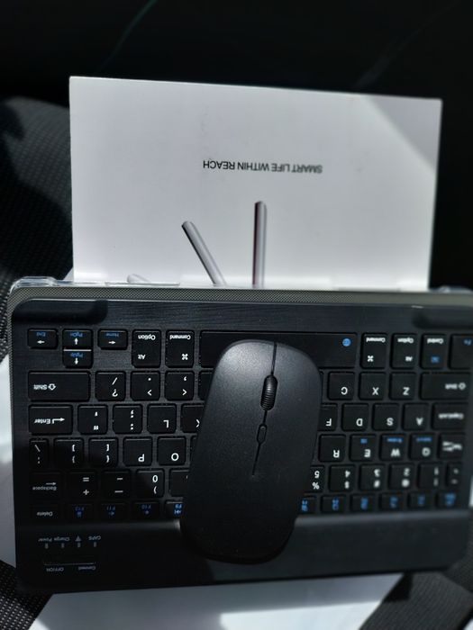 Tablet PC com teclado, rato e pen