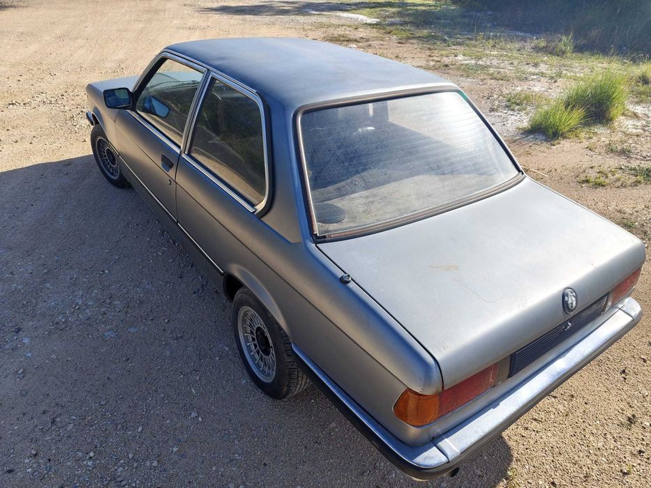 BMW E21 318 Clássico