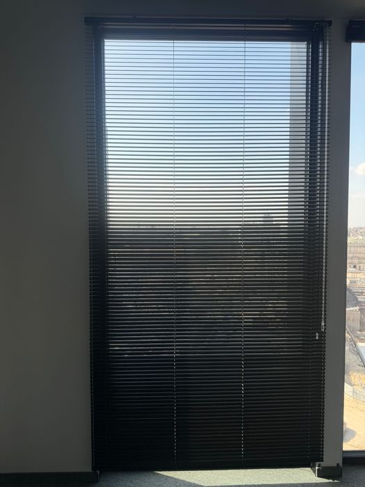 Używane drzwi i rolety