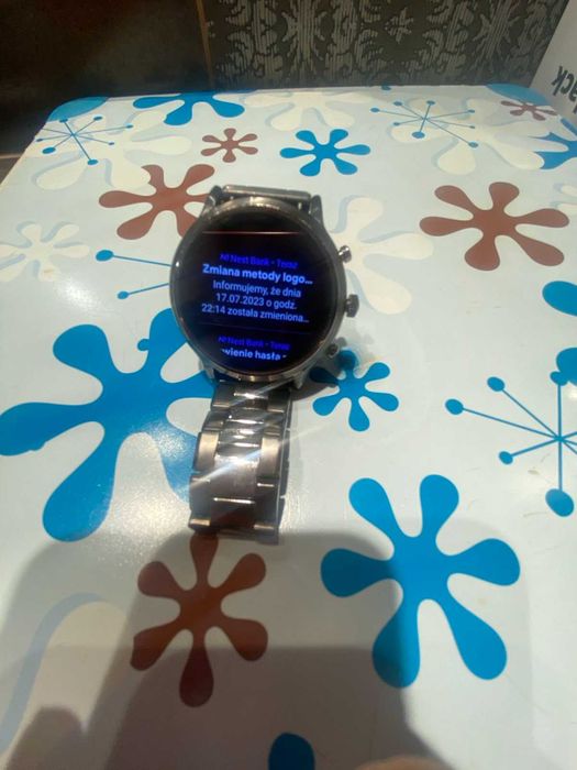 Smartwatch - zegarek Fossil - 5 generacji