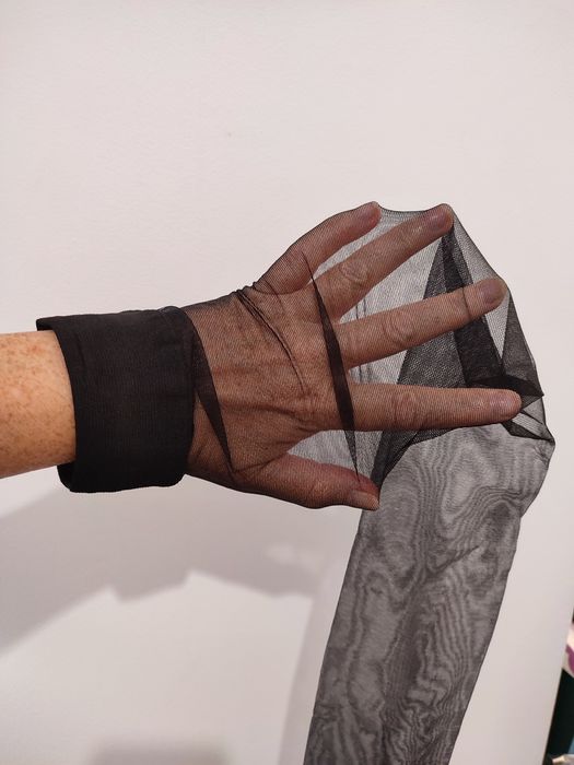 Тонкие сексуальные мужские чулки несколько видов