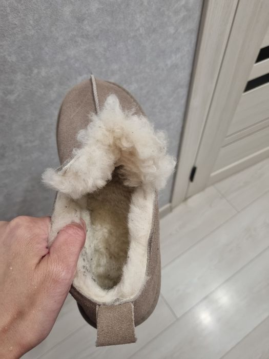 Продам жіночі зимові угги