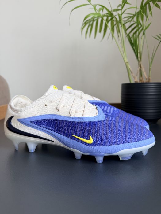 Nike Phantom 6 Low Elite оригінал бутси дитячі розмір 36.5 та 37.5 нові HQ2331-400