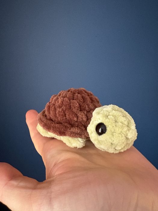 Maskotka żółwik na szydełku