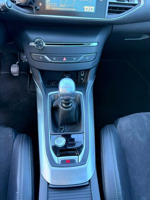 Peugeot 308 SW 1.6 HDi Allure (Full Extras) – Histórico 100% Marc