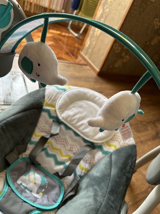Заколисуючий центр-качель-шезлонг з народження Mastela, сіро-голубий