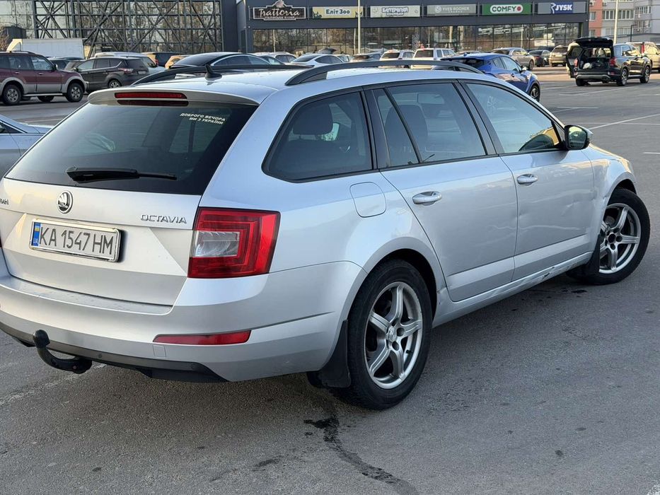 Продам Шкоду  А7