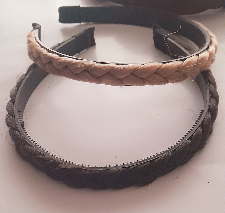 Bandoletes. Cabelo.