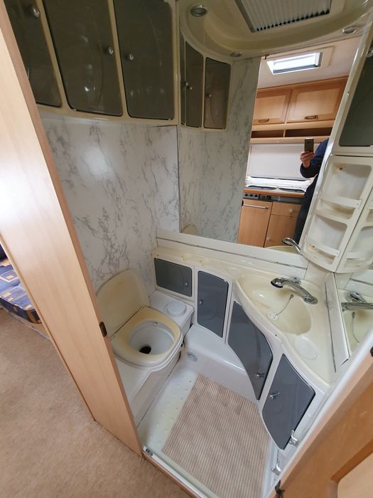 Tec Travel king2003r 4x osoby,Przedsionek,1200kg,Bojler,Media,Prysznic