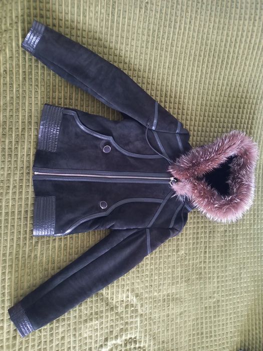 Дублянка жіноча з натуральної шкіри та хутра