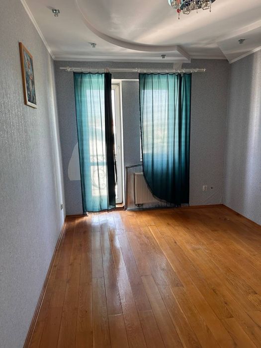 Продається 1/4 частина будинку, 266 м², біля Озерянки