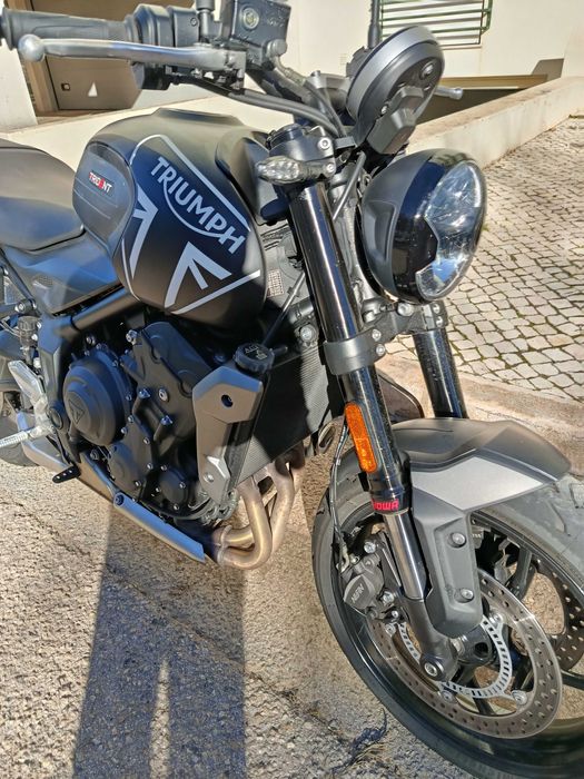 Triumph Trident 660. Como nova.