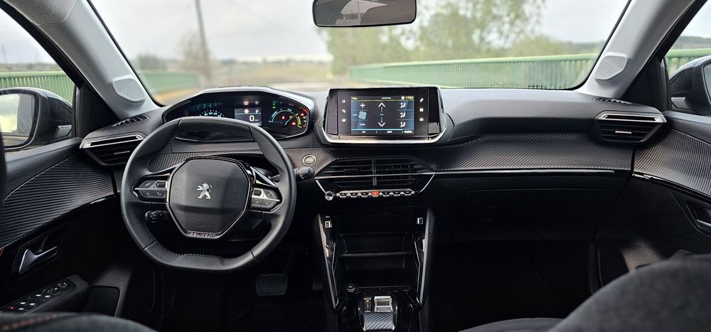 Peugeot e-208 | Elétrico | 2023 - Muitos Extras | IVA Dedutí