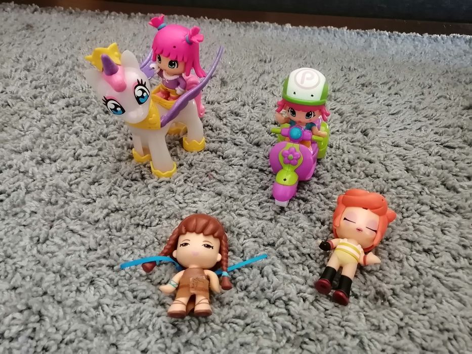 Pinypon Unicornio+fada e Mota com varios pinypon