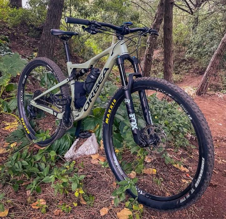 Orbea Oiz M20 TR tamanho M - SRAM GX AXS