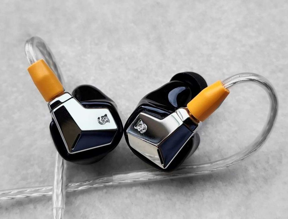 Внутрішньоканальні навушники Campfire Audio Supermoon супер стан