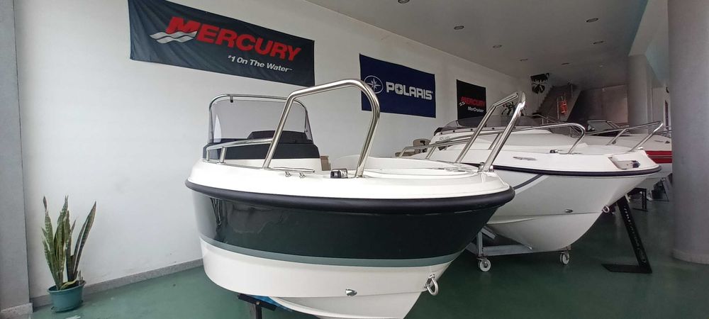 Barco QUICKSILVER Activ 455 open motor Mercury 50hp ELPT EFI    NOVO