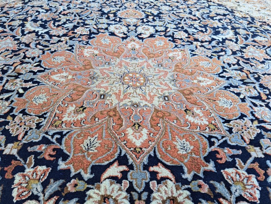 Perski Tabriz 250 × 300 cm – ponadczasowa elegancja w najlepszym wydaniu