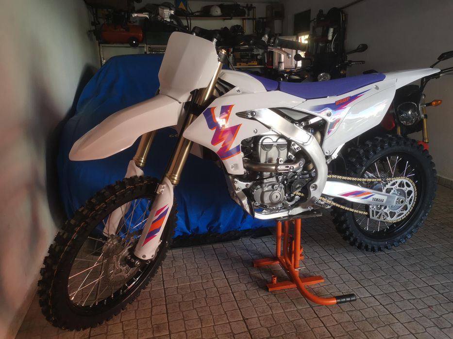 Vendo Yamaha YZF 250 R Edição 50 anos