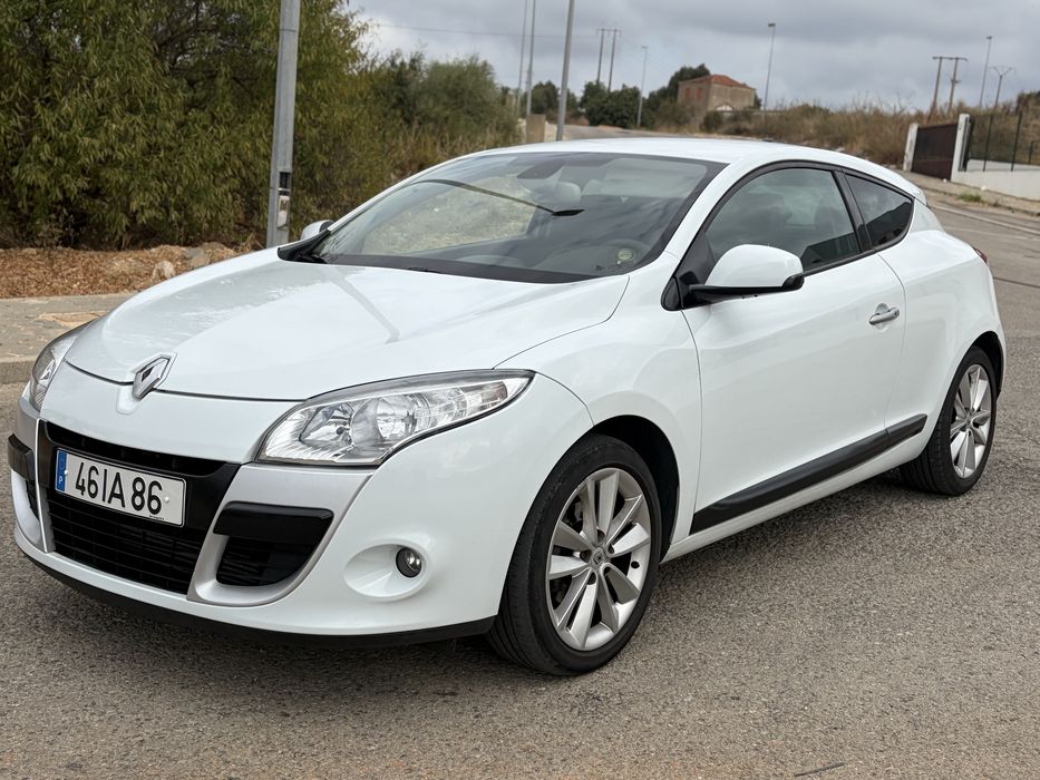 Renault Megane Coupe 1.5DCI 110cv Dynamique S Nacional em estado Irrepreensível como Novo